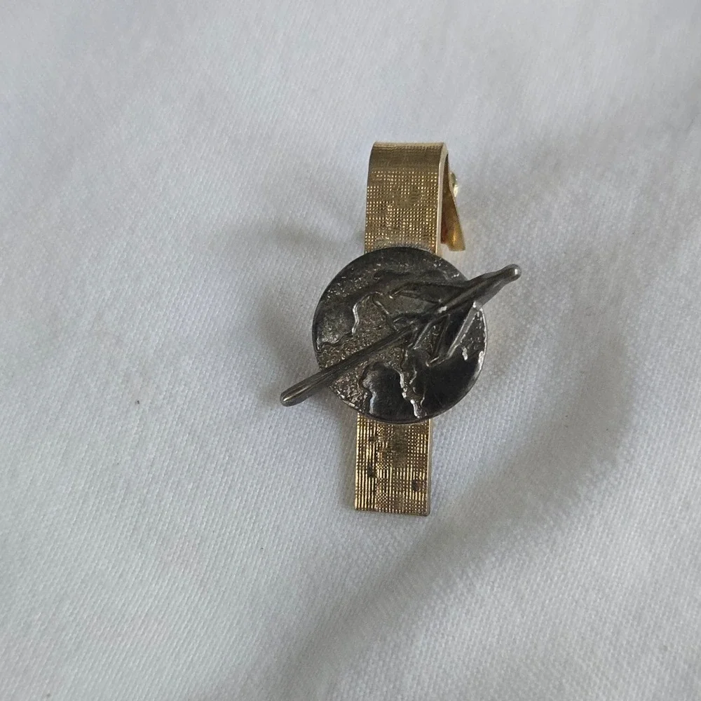 VTG Stratton Collar Skinny Tie Clip Gold Silver Tone Mini Tie Bar Aviation Pilot